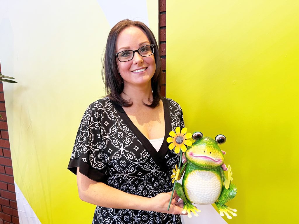 Congratulations to Lacey B., Centennial Senior Operations Executive Administrator, for receiving our latest Weifield PACT Frog recognition!